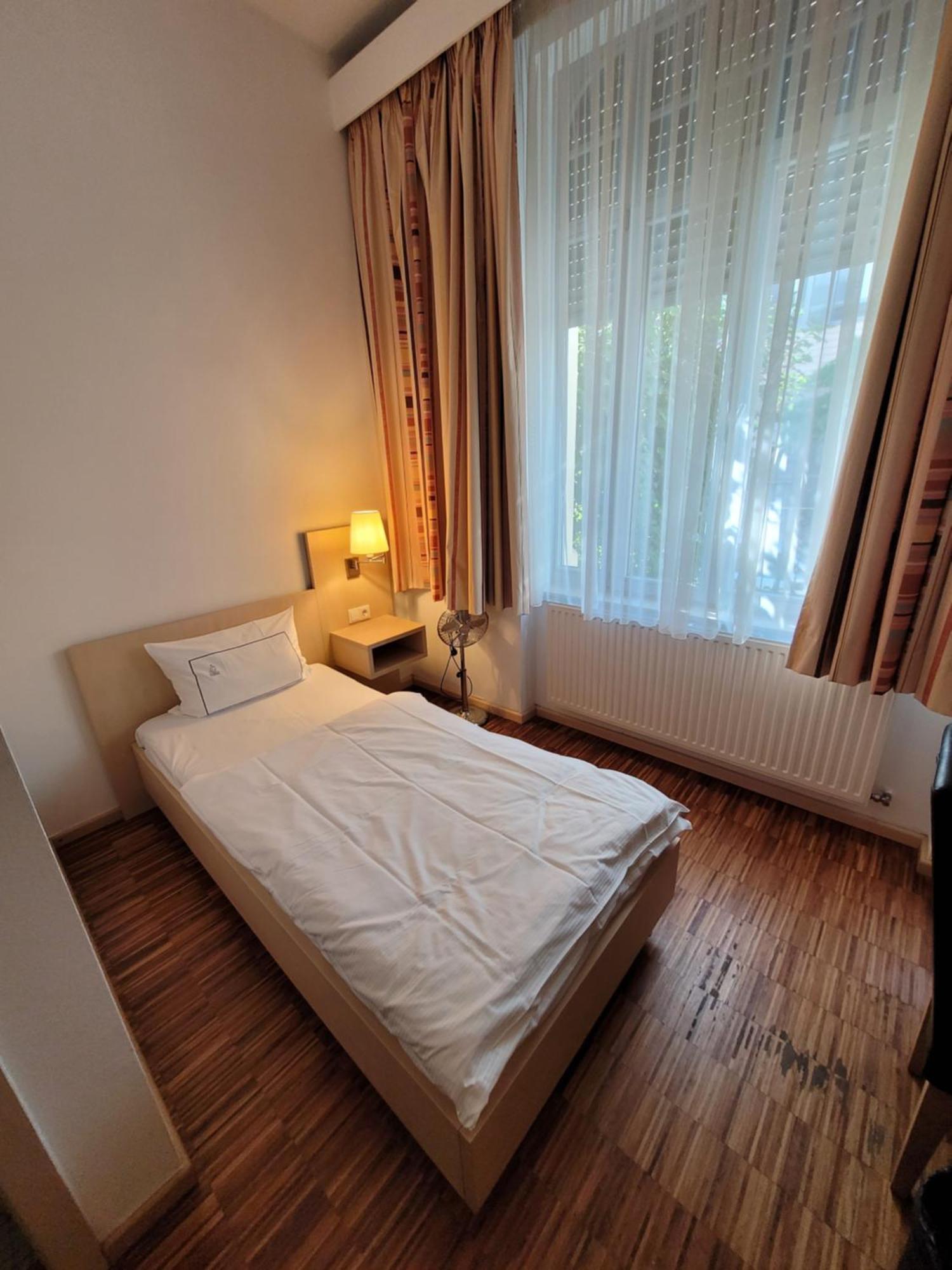 Apart1hotel 3*